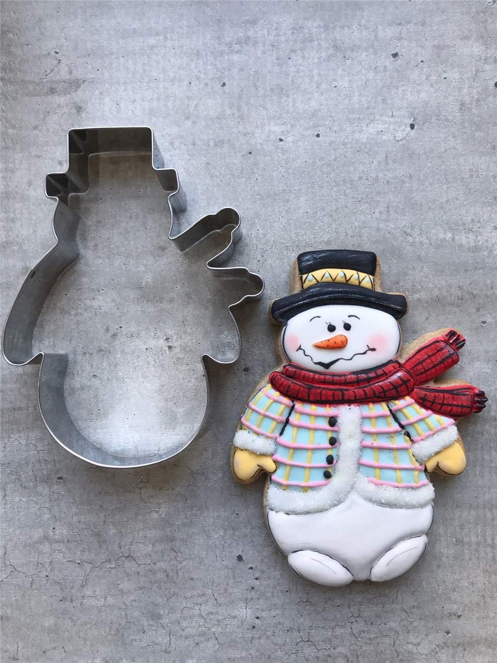 Christmas Cookie Cutters Set - 9 Pieces - Christmas Tree, Gingerbread Man, Candy Cane, Reindeer, Light Bulb, Snowman, Snowflake, Jumper and Mittens Cookie Cutter - Stainless Steel