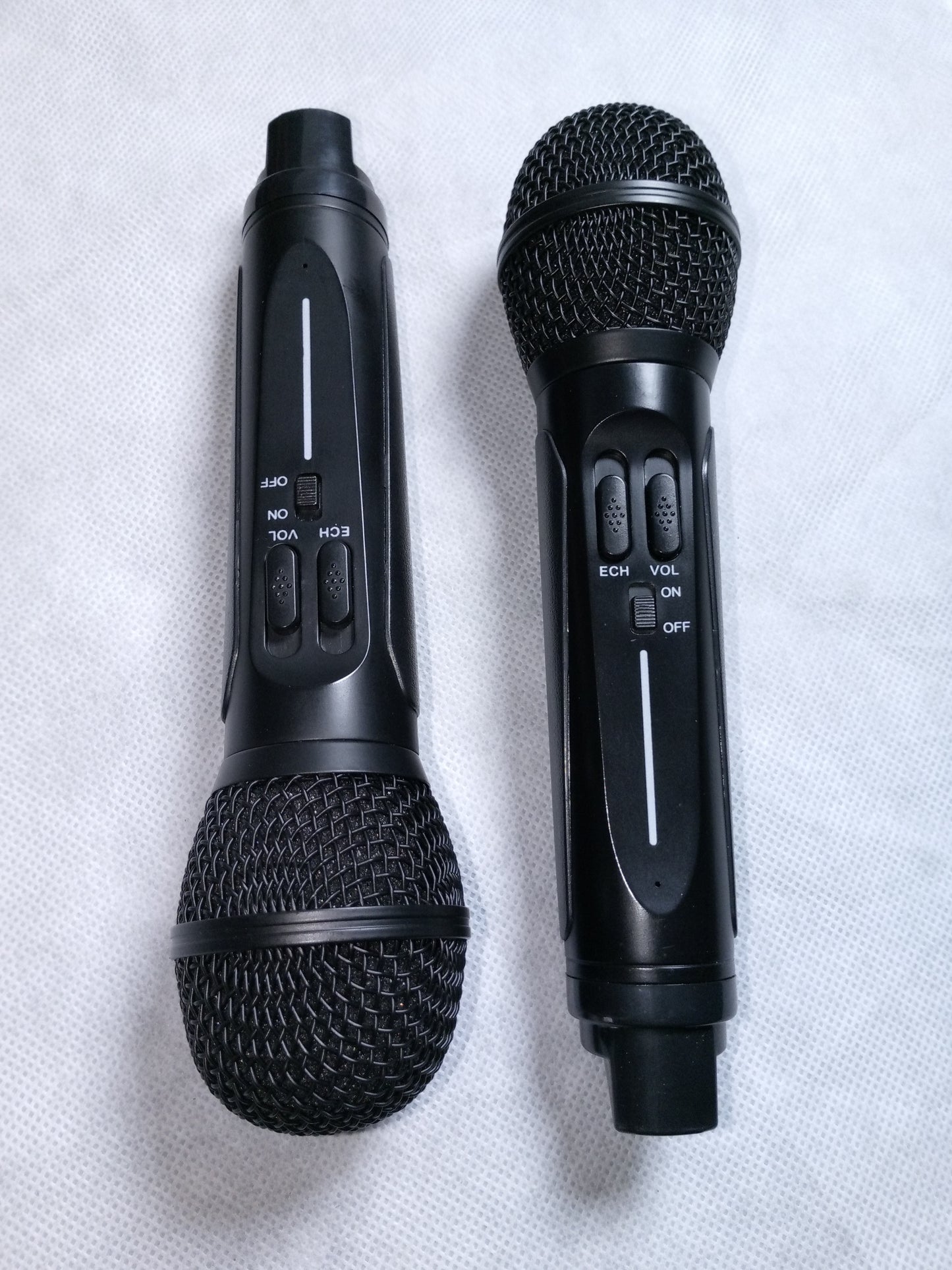 Karaoke Machine Equipped with 2 Microphones Unique Owl Appearance Best Gift for Singing Enthusiasts (Black)